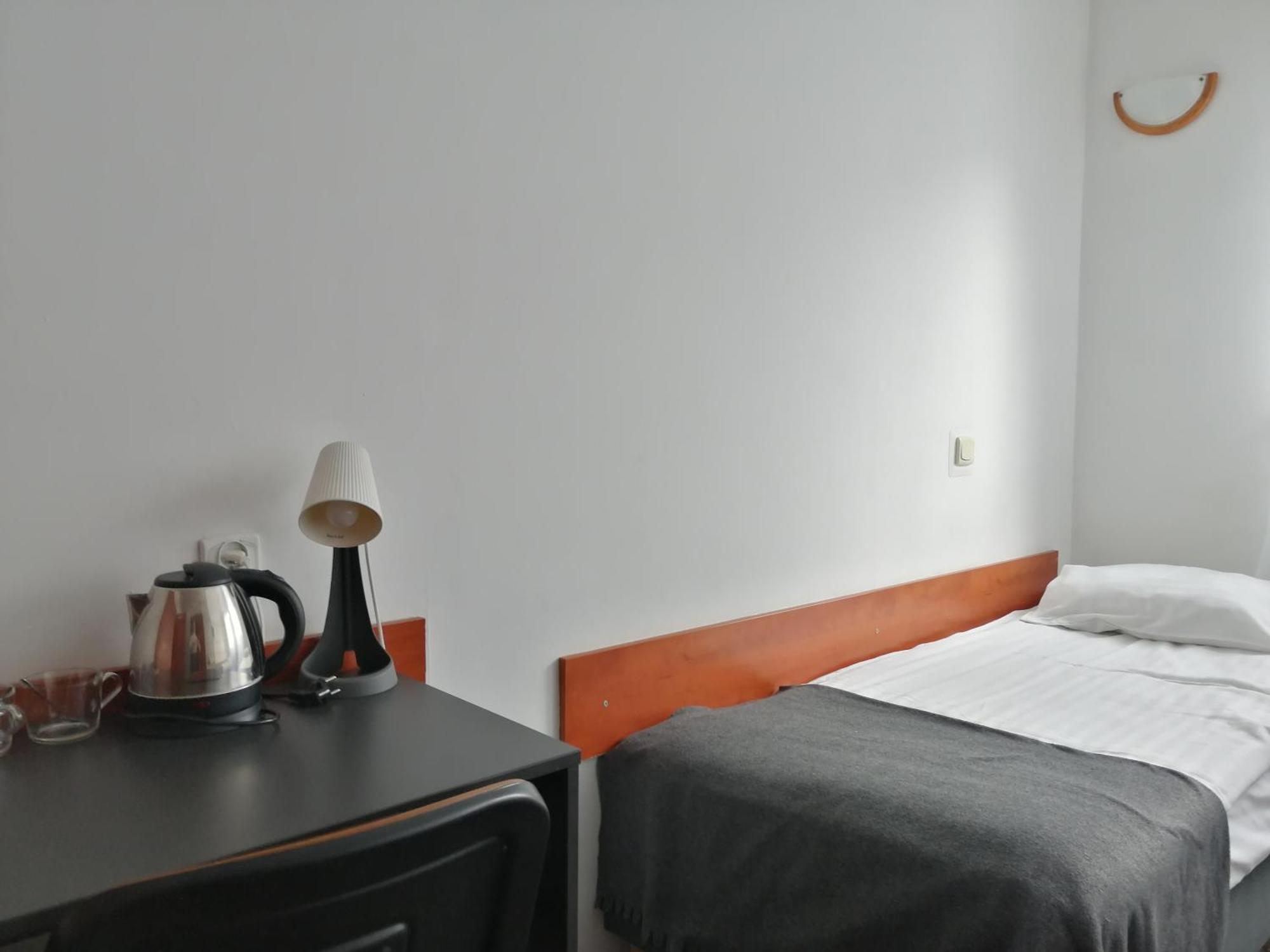 Hotel Dabrowiak Dabrowa Gornicza Luaran gambar
